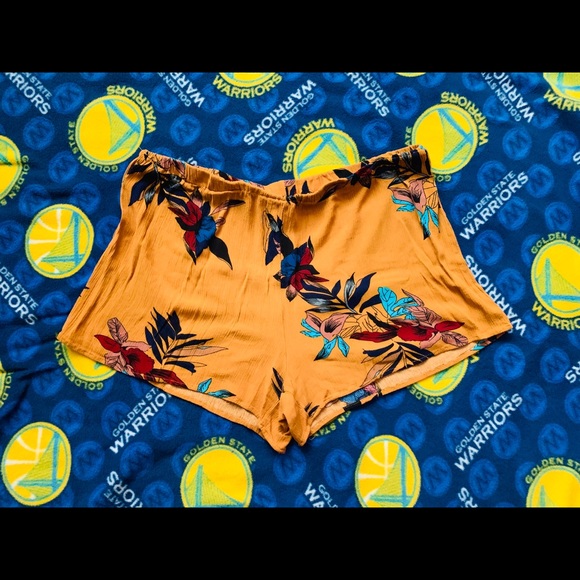 Short set - Picture 4 of 6